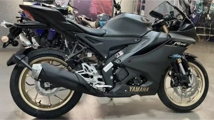 Yamaha R15